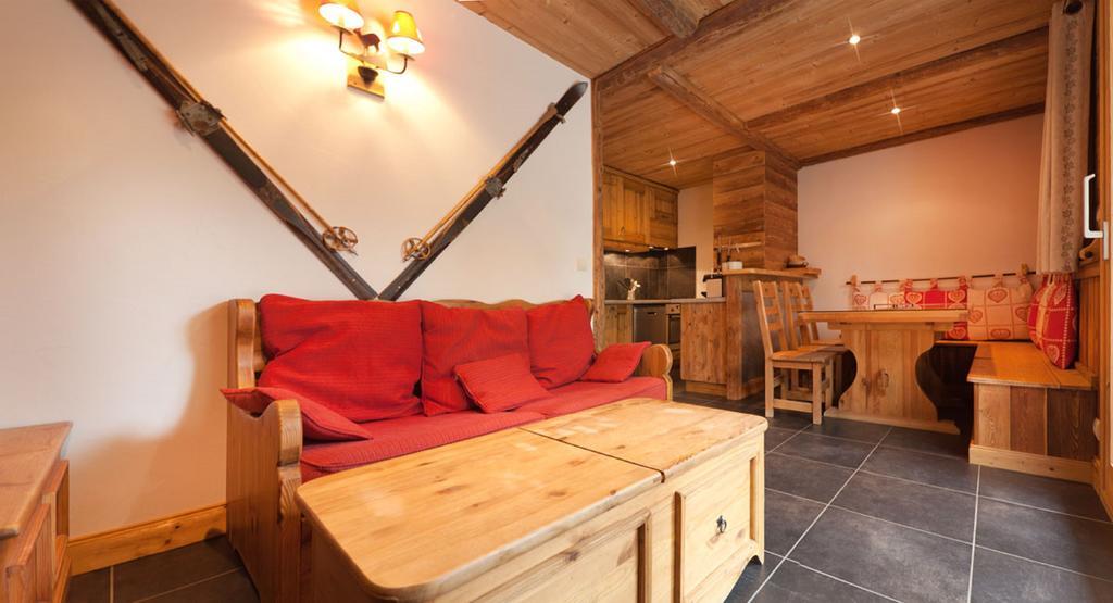 Les Alpages D'Auguste Apartment วัลลัวร์ ภายนอก รูปภาพ