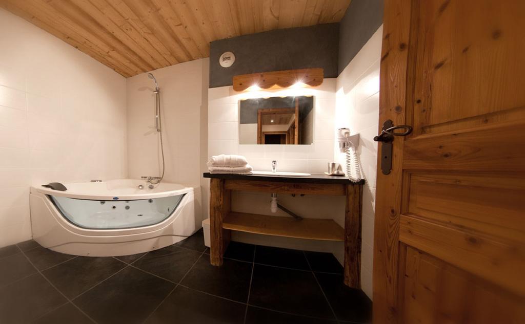 Les Alpages D'Auguste Apartment วัลลัวร์ ภายนอก รูปภาพ